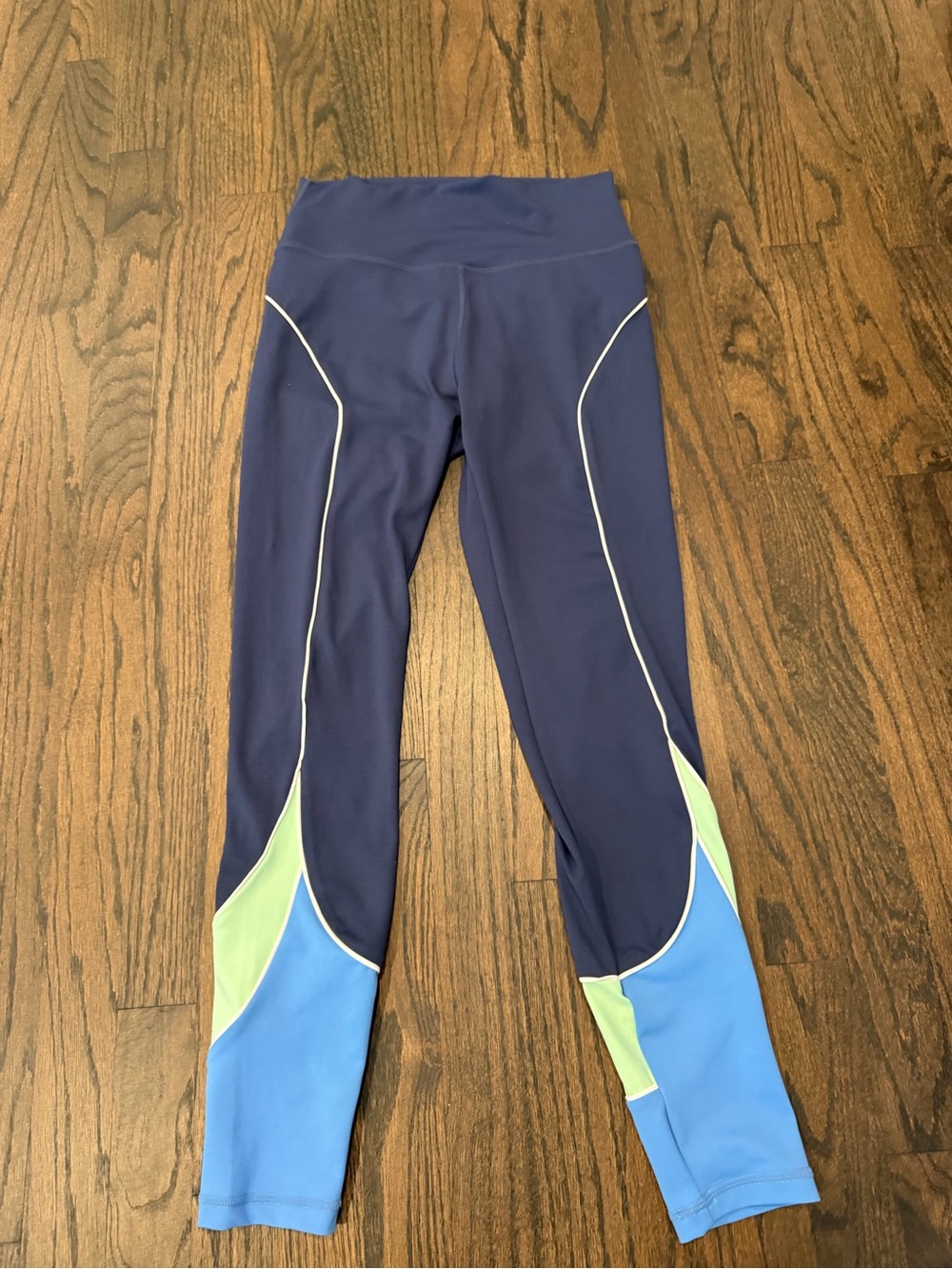 WILO Navy Performance Leggings - Medium